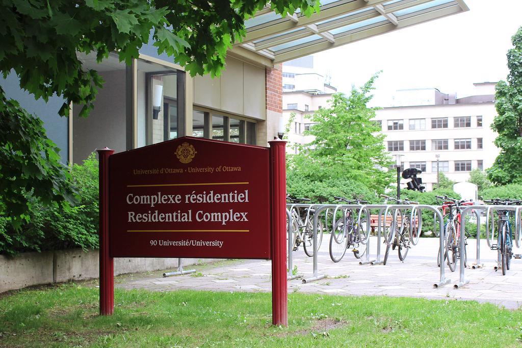 Residences De L'Universite D'Ottawa | University Of Ottawa Residences Exterior photo
